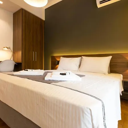 Toni's Ironman's Choice In Athens. Tony Apartment *